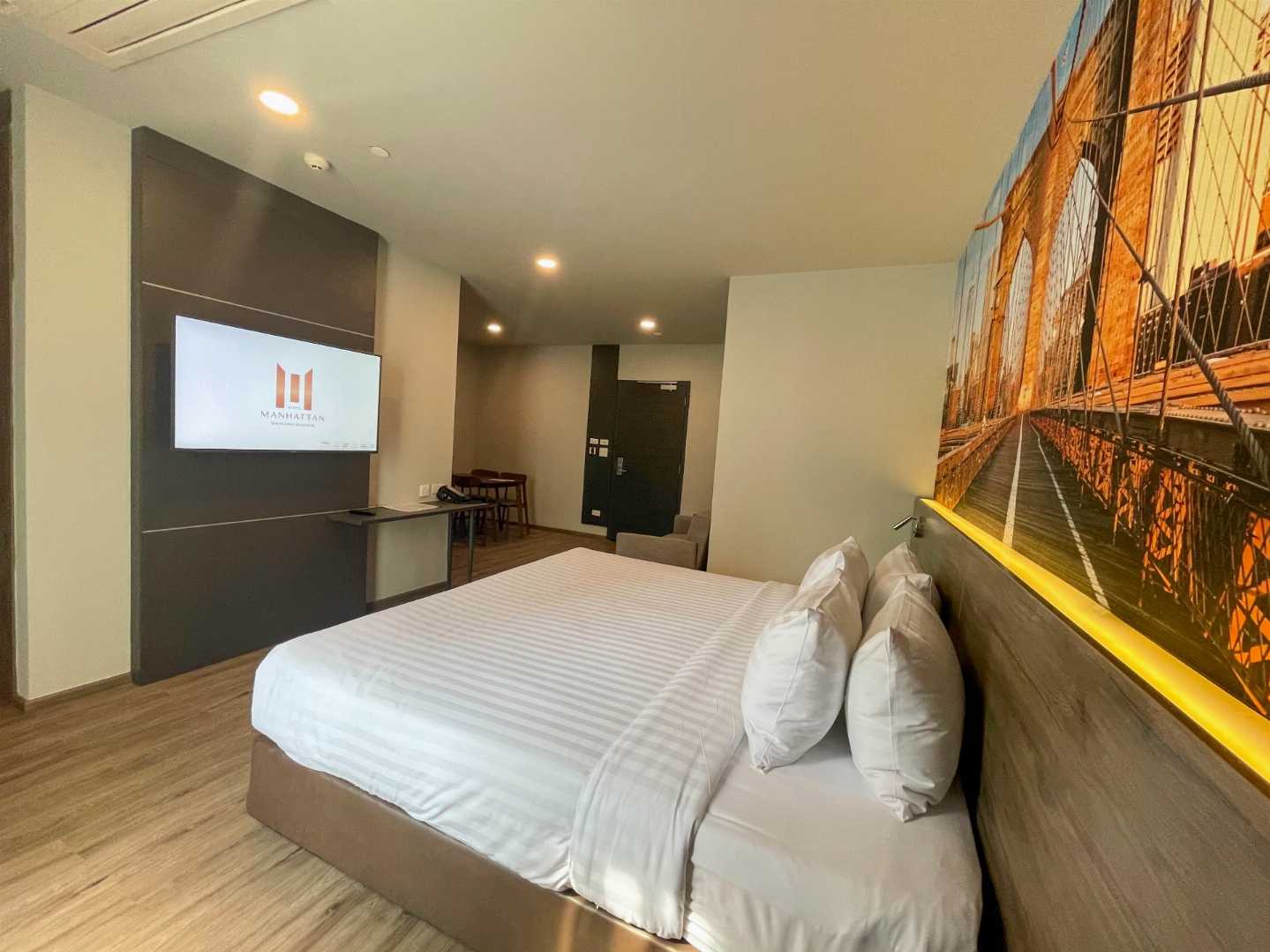 Premier Room